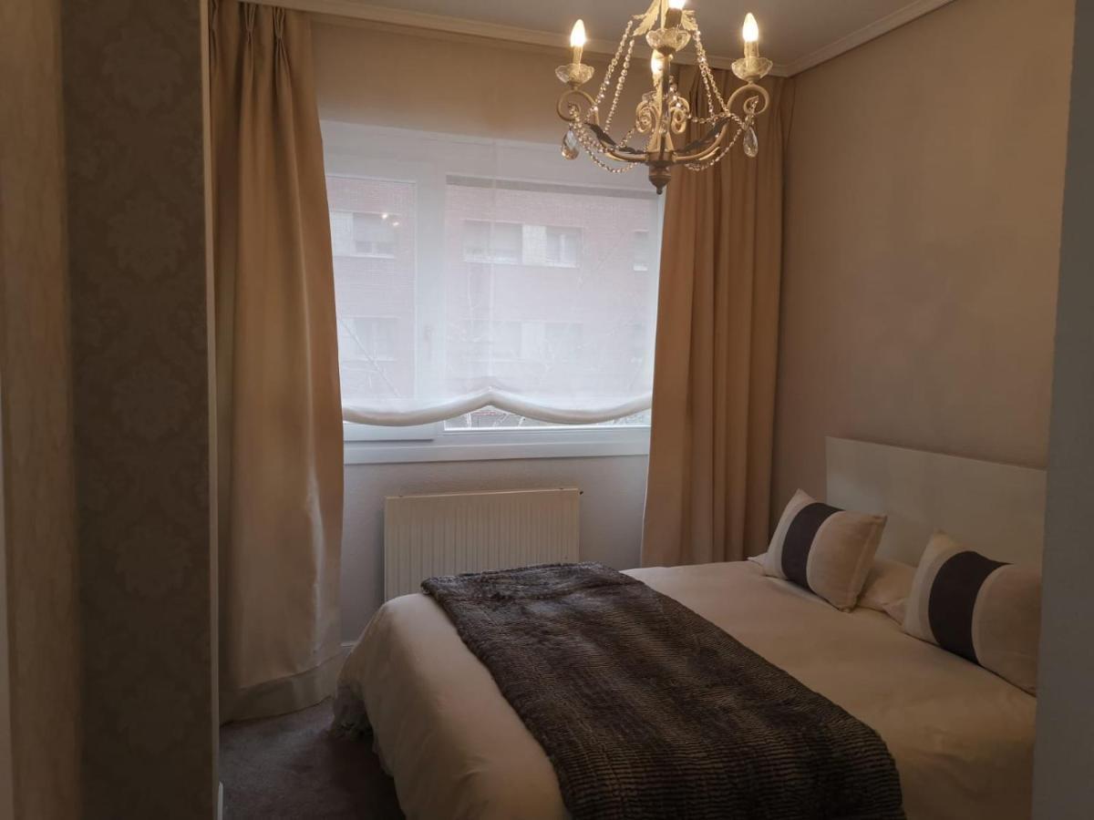 Habitacion Con Bano Privado En Bilbao Exteriör bild